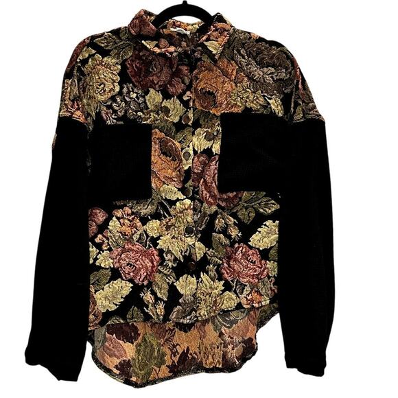 POL – Mixed-Media Floral Patch Button-Down Shirt – Small - Picture 1 of 4
